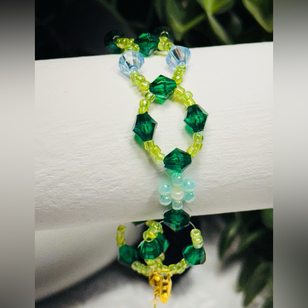 Elegant Green and Blue Beaded Bracelet
